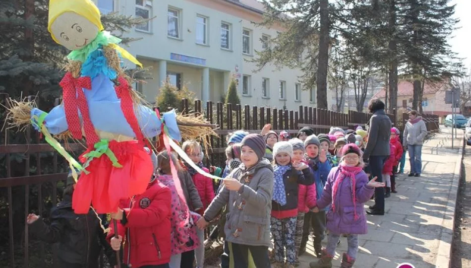 Przedszkolaki przywitały wiosnę! - zdjęcie 1