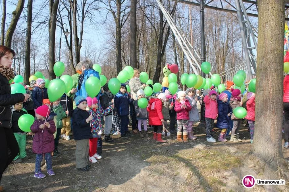 Przedszkolaki przywitały wiosnę! - zdjęcie 3