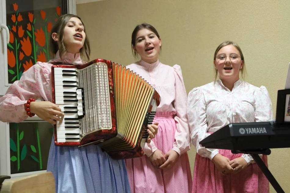 Wigilia - Historia Lachów limanowskich kapliczkami pisana - zdjęcie 5