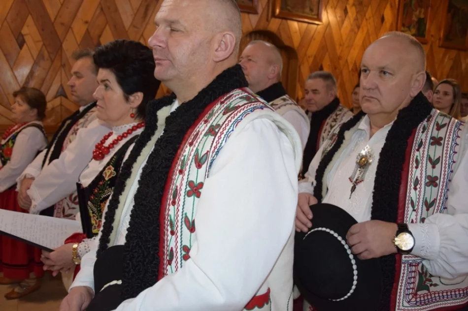 "Dziś cała ziemia i niebo drży…" - zdjęcie 11