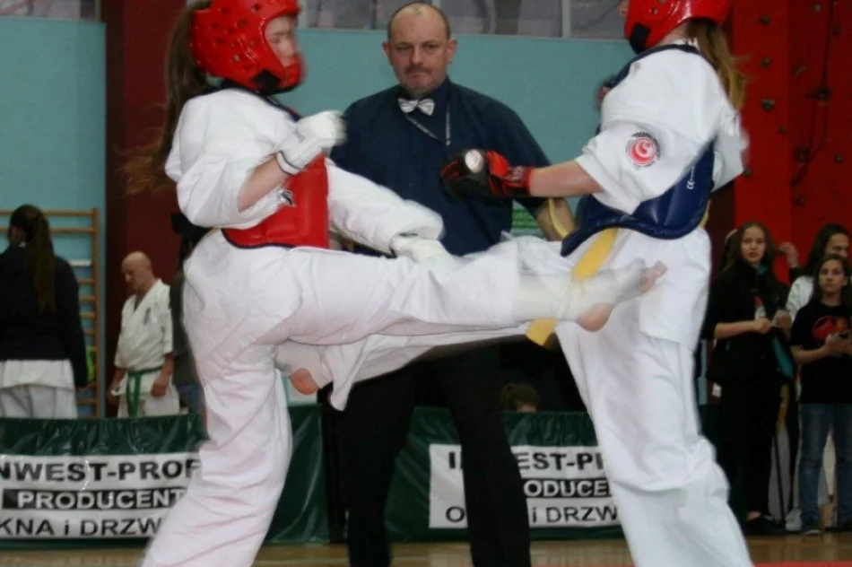 Cztery medale dla ARS Klub Kyokushinkai Limanowa - zdjęcie 4