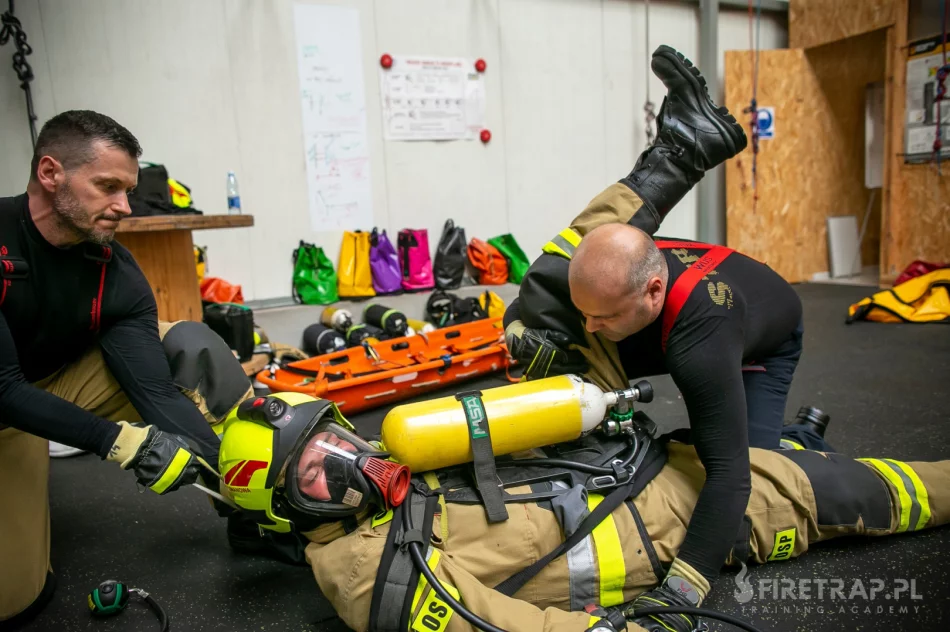Druhowie z OSP Limanowa podnieśli swoje kwalifikacje w ramach konkursu Narodowego Instytutu Wolności - zdjęcie 4