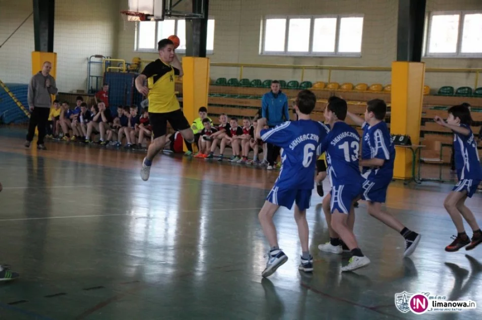 Za nami Mistrzostwa Gminy w Mini Piłce Ręcznej - zdjęcie 3