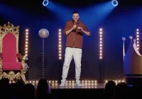 "Cyganie zabronili mi przyjeżdżać ze stand-upem do Limanowej" - zdjęcie główne