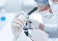 Wirusolog: pandemia COVID-19 nie jest ostatnią epidemią w perspektywie kilkudziesięciu lat - zdjęcie główne