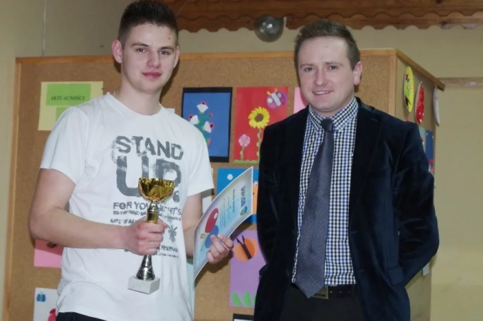 Turniej Tenisa Stołowego 'O lodową piłeczkę'- ostatnie starcia! - zdjęcie 4