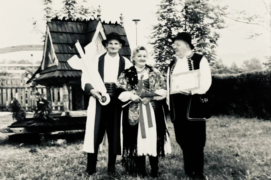 Przez lata promowała nasz folklor. Zmarła śp. Elżbieta Puch - zdjęcie 2