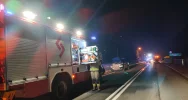 Dachowanie na "krajówce", dwie osoby trafiły do szpitala - zdjęcie 5