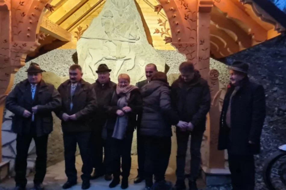 Przy nowej kapliczce modlono się za zmarłego 19-latka - zdjęcie 8