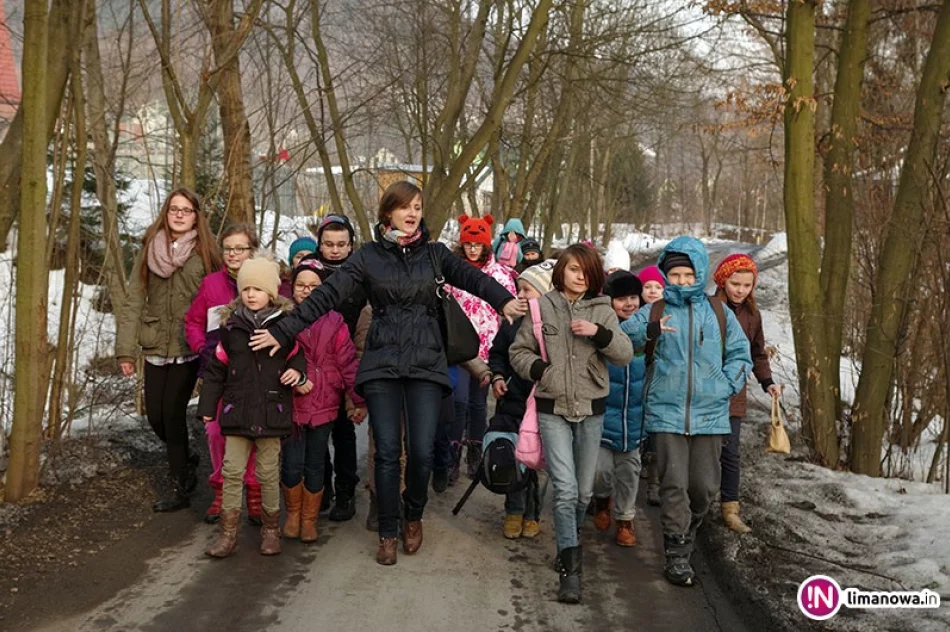 Świetlica w Sowlinach zamieniona w kino! - zdjęcie 3