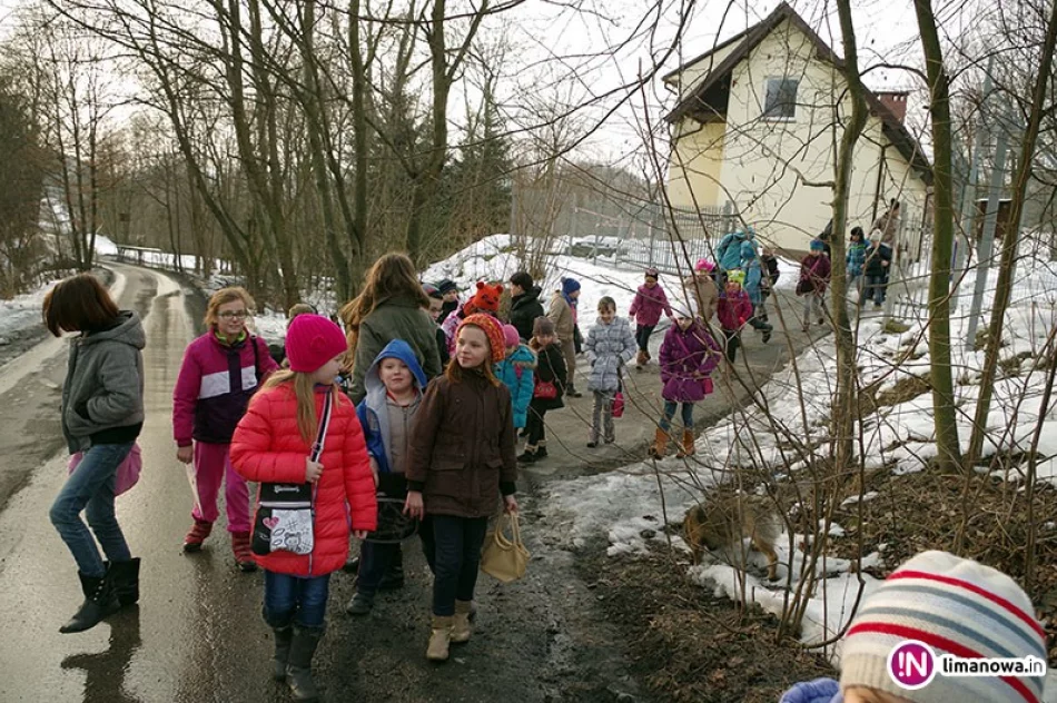 Świetlica w Sowlinach zamieniona w kino! - zdjęcie 4