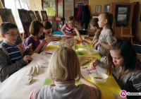 Świetlica w Pisarzowej tworzy własne kalendarze ! - zdjęcie główne