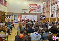 Spotkanie z polskim łyżwiarzem szybkim – olimpijczykiem Pawłem Zygmuntem w ZSS nr 4 w Limanowej - zdjęcie główne