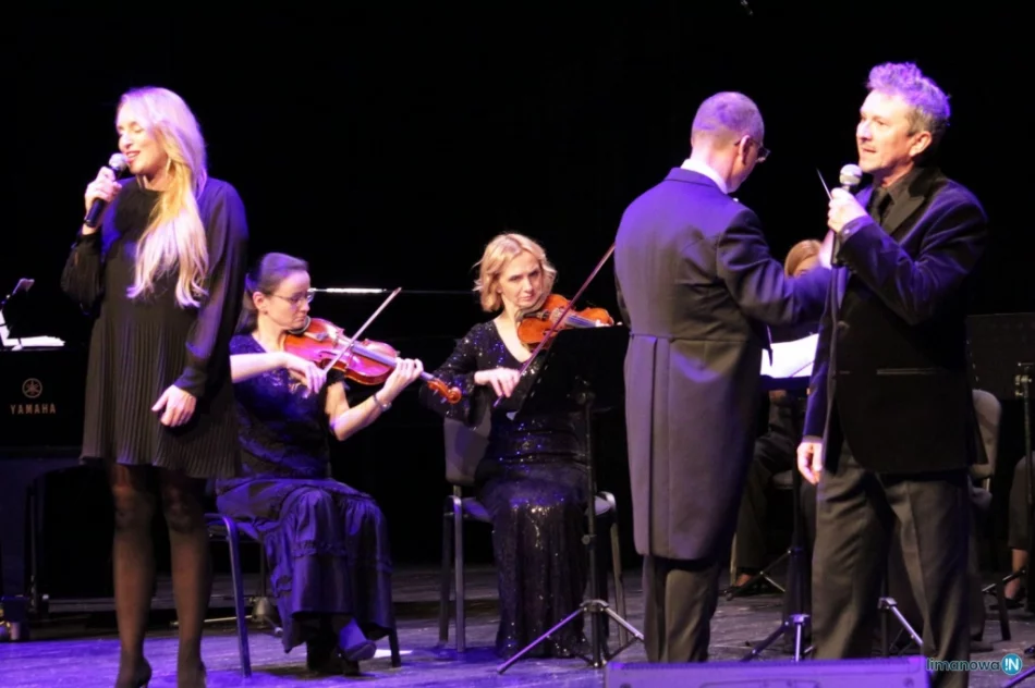 "Uśmiechali się" z Kiepurą - zdjęcie 2