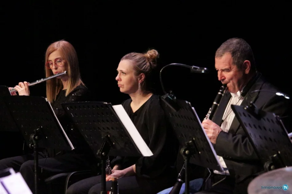 "Uśmiechali się" z Kiepurą - zdjęcie 17