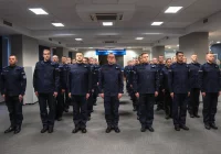 Policyjne ślubowanie. Nowy funkcjonariusz dla komendy - zdjęcie główne