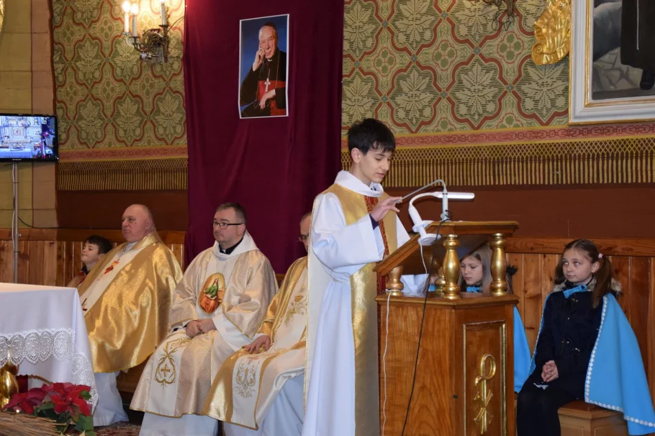 „Święto Patrona” w Szkole Podstawowej ks. Józefa Górszczyka w Pisarzowej - zdjęcie 4