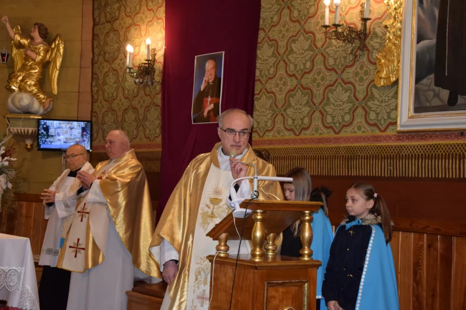 „Święto Patrona” w Szkole Podstawowej ks. Józefa Górszczyka w Pisarzowej - zdjęcie 7