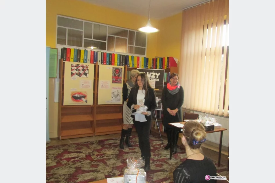 Kolejny sukces plastyczny gimnazjalistek z Zespołu Szkół w Pasierbcu! - zdjęcie 2