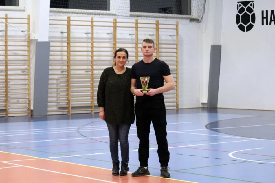 Zagrali dla czteromiesięcznego Łukasza. Piłkarskie emocje i charytatywna pomoc - zdjęcie 4