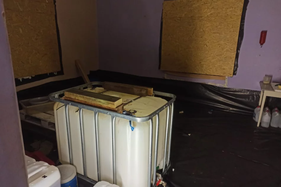 Małopolska: Policja zlikwidowała linię produkcyjną narkotyków - zdjęcie 3