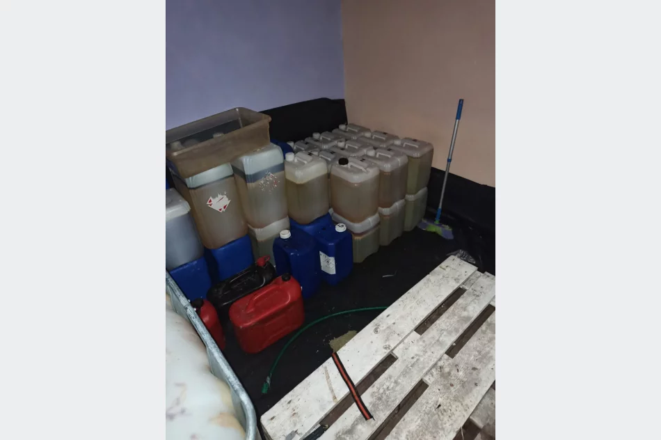 Małopolska: Policja zlikwidowała linię produkcyjną narkotyków - zdjęcie 5