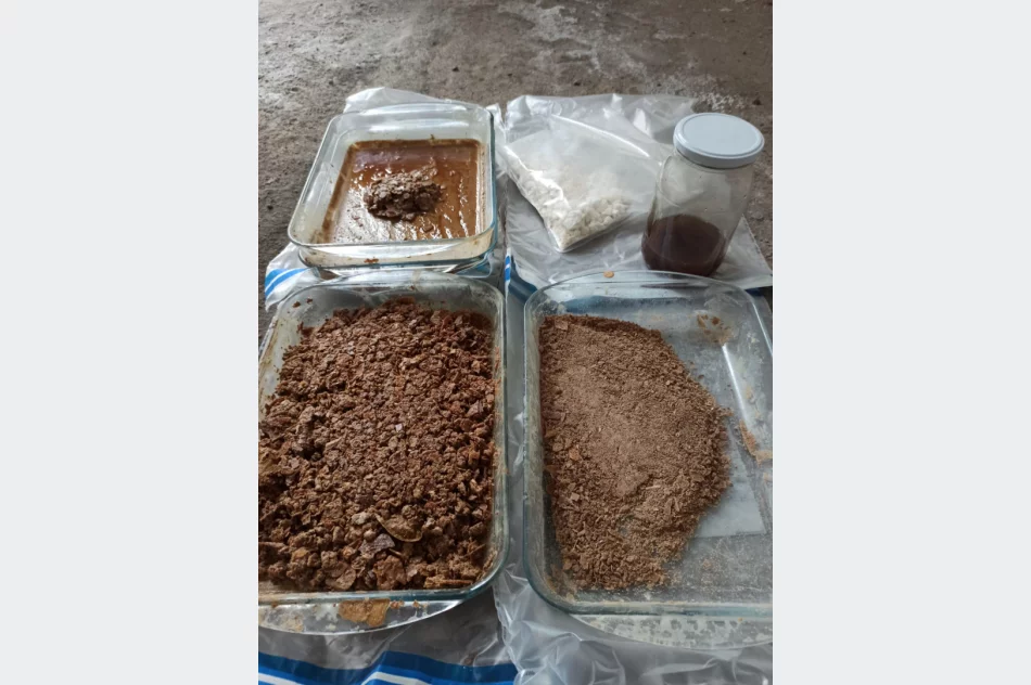 Małopolska: Policja zlikwidowała linię produkcyjną narkotyków - zdjęcie 9