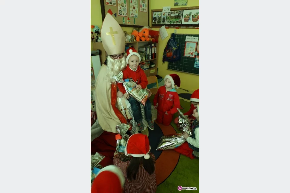 Święty Mikołaj odnaleziony w środku lasu ! - zdjęcie 4