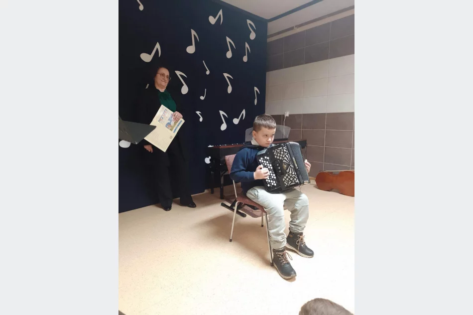 Koncert w Miejskim Przedszkolu nr 2 - zdjęcie 6