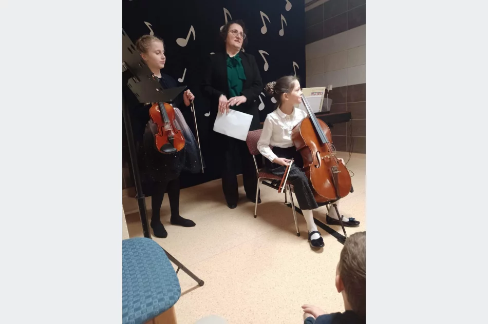 Koncert w Miejskim Przedszkolu nr 2 - zdjęcie 8
