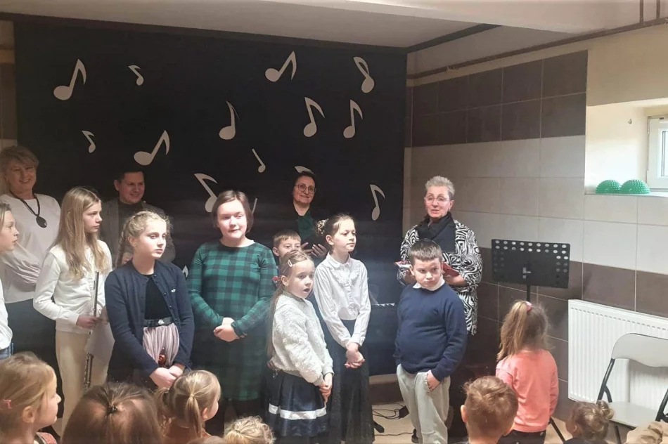 Koncert w Miejskim Przedszkolu nr 2 - zdjęcie 10
