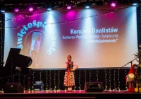 Wyśpiewała sukces - zdjęcie główne