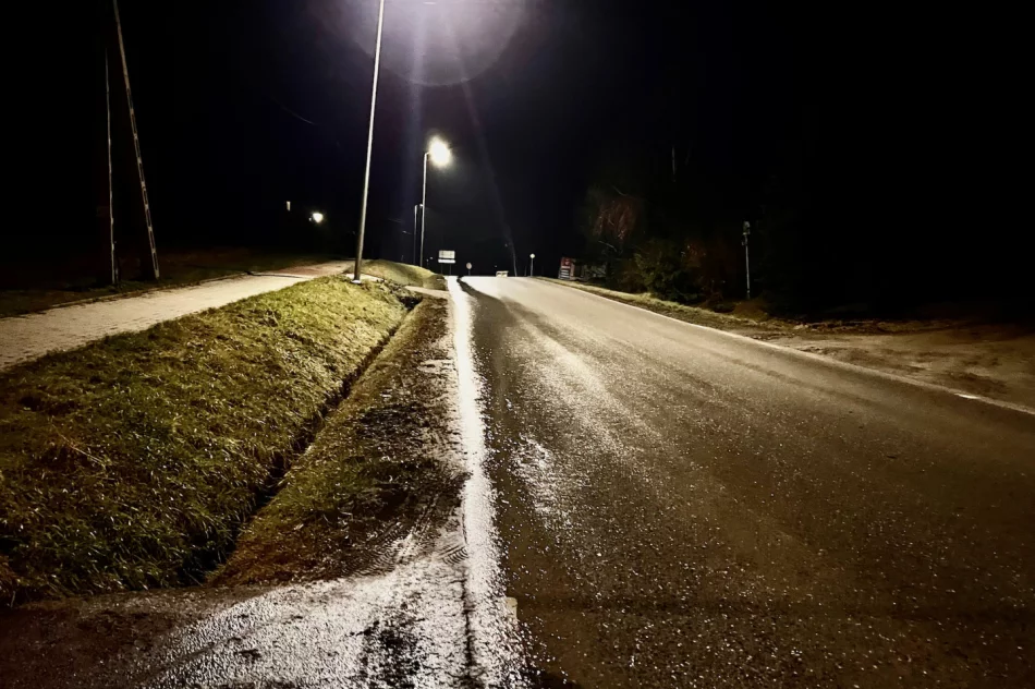 Kolizja za kolizją - powodem nocne lodowisko - zdjęcie 2