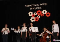 Sukcesy reprezentantów Gminy Limanowa podczas XIII Konkurs Poezji i Pieśni Patriotycznej - zdjęcie główne