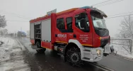 Czołowe zderzenie dwóch pojazdów - zdjęcie 3