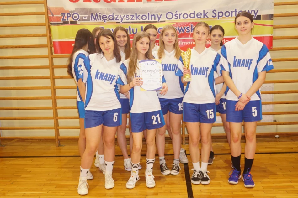 Słopniczanki z koszykarskim mistrzostwem - zdjęcie 2