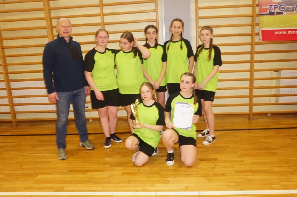 Słopniczanki z koszykarskim mistrzostwem - zdjęcie 3