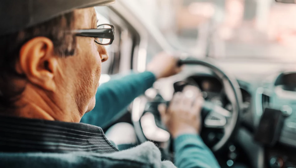 ITS: starsi kierowcy prowadzą bezpieczniej niż kierowcy z innych grup wiekowych - zdjęcie 1