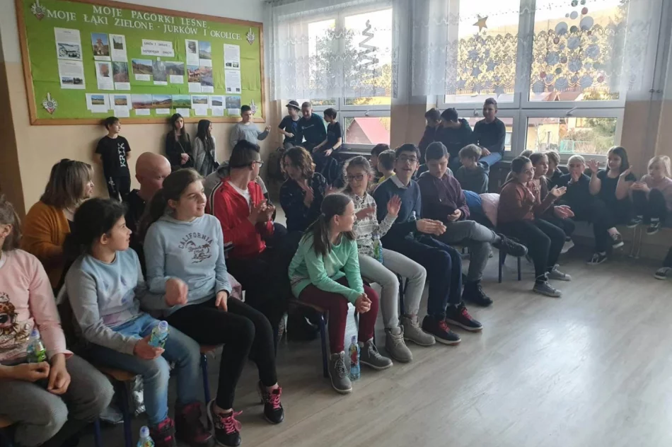 Świąteczne spotkanie integracyjne - zdjęcie 2