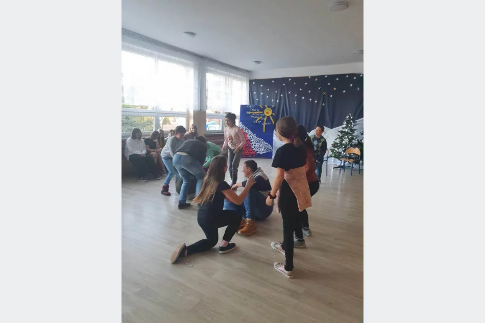 Świąteczne spotkanie integracyjne - zdjęcie 8