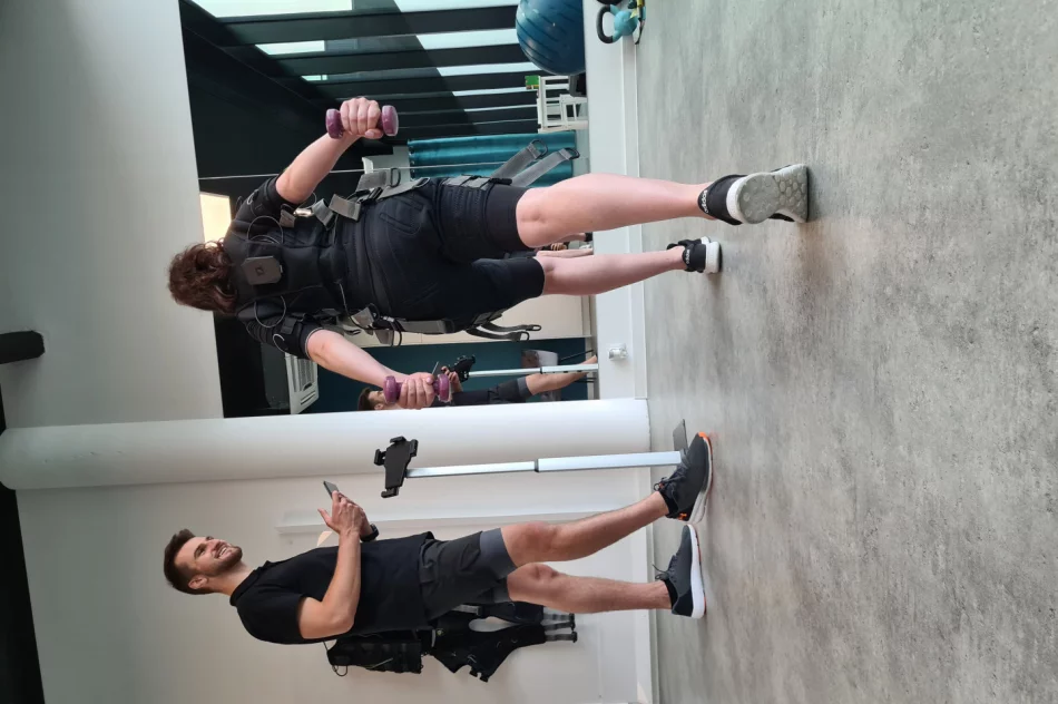 Innowacyjne ćwiczenia w Body Fit EMS​ - zdjęcie 5