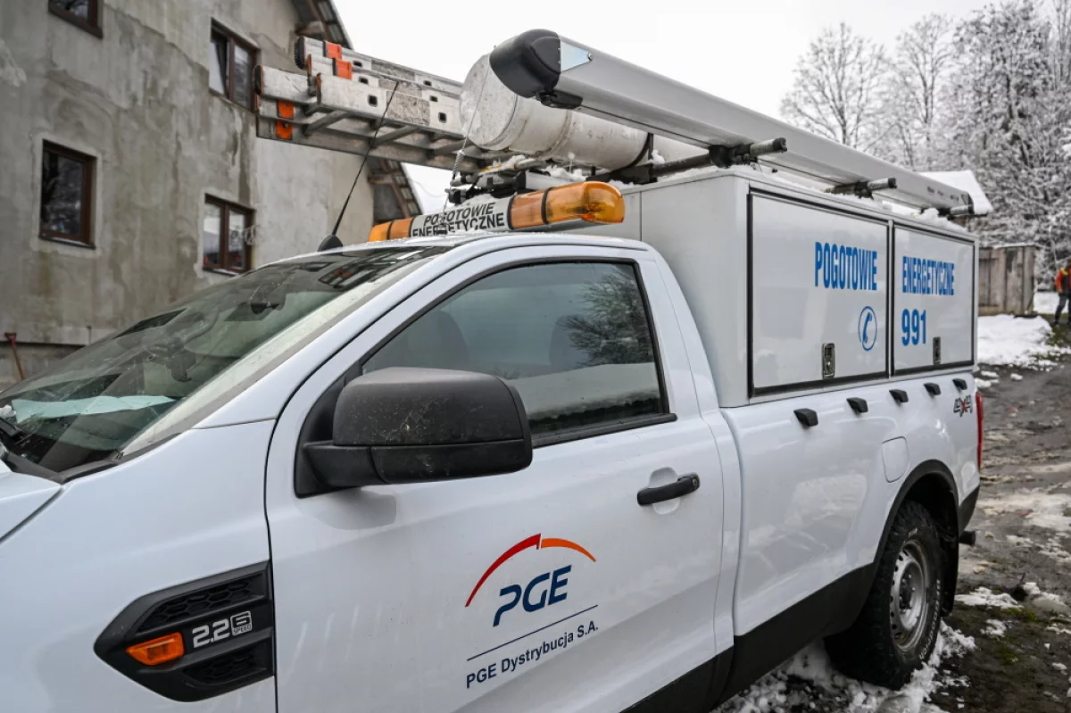 Małopolska: Bez prądu pozostaje 4,5 tys. odbiorców