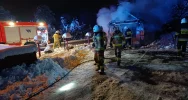 Spłonął sklepik z warzywami - zdjęcie 5