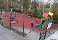 Nowy plac zabaw oddany w Siekierczynie - zdjęcie główne