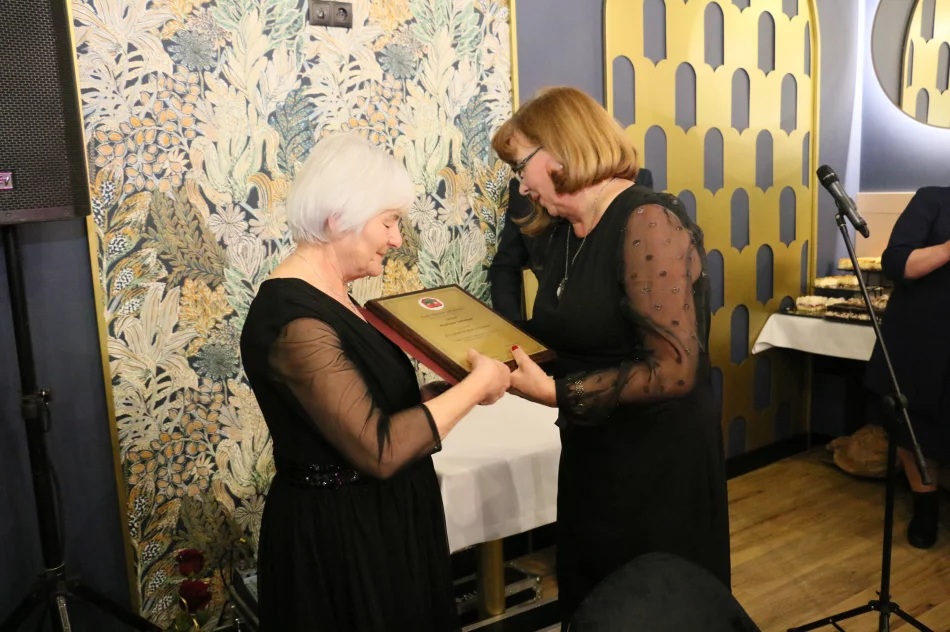 Gratulacje dla chóru „Canticum Iubilaeum” z okazji 25-lecia działalności - zdjęcie 6