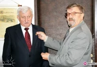 Burmistrz Limanowej odznaczony złotą Honorową Odznaką PZERiI - zdjęcie główne
