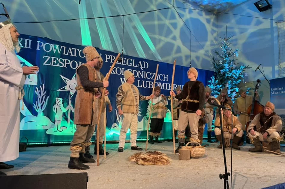 Kijom Worci z Pisarzowej z pierwszym miejscem na powiatowym przeglądzie kolędniczym w Lubomierzu - zdjęcie 6