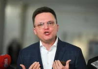 Lider Polski 2050: nie mamy sporu z Donaldem Tuskiem, problemem są "harcownicy" i "wspieracze PO" - zdjęcie główne