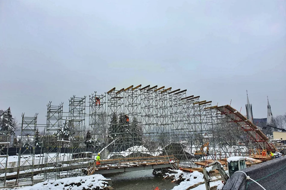 Rusztowanie i szalunki - postępuje budowa mostu - zdjęcie 5