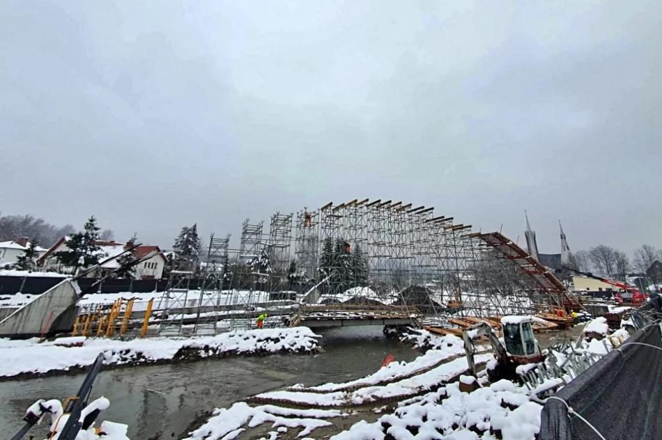 Rusztowanie i szalunki - postępuje budowa mostu - zdjęcie 7